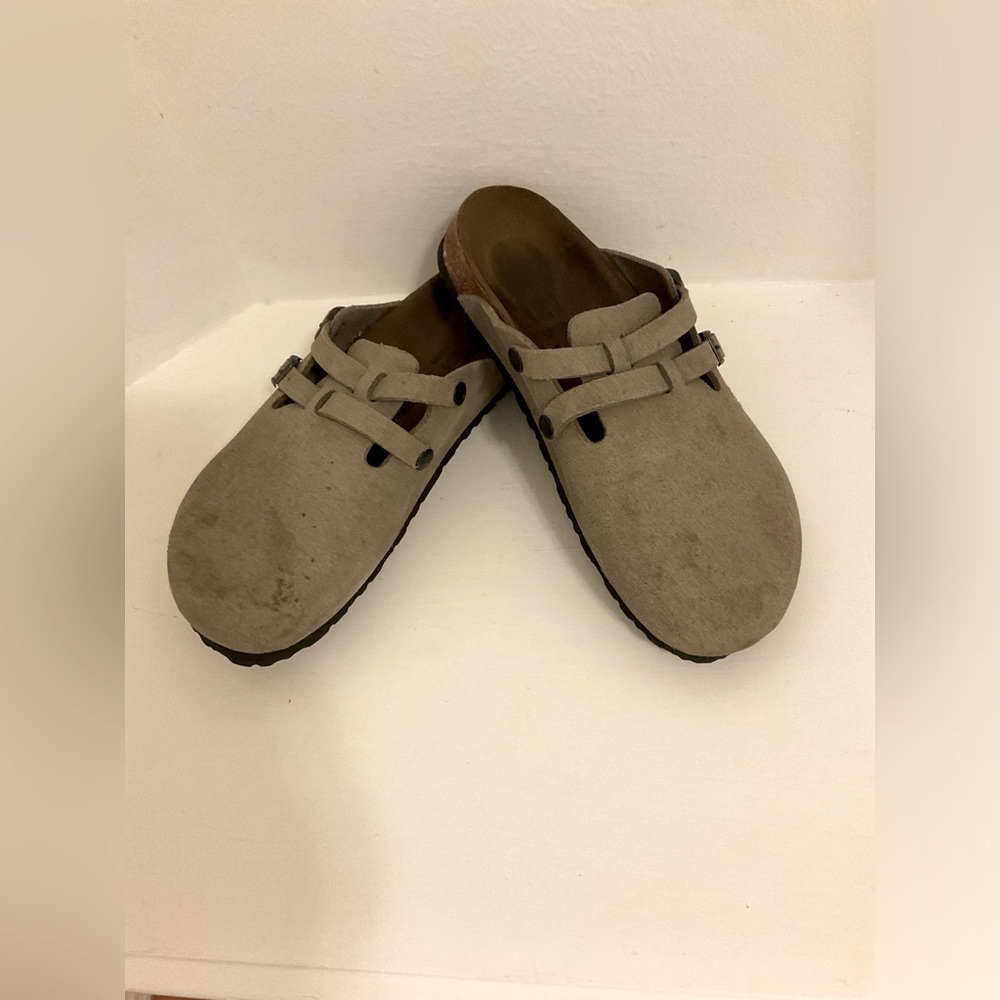 Tatami By Birkenstock, men's suede clogs size 8. Used.